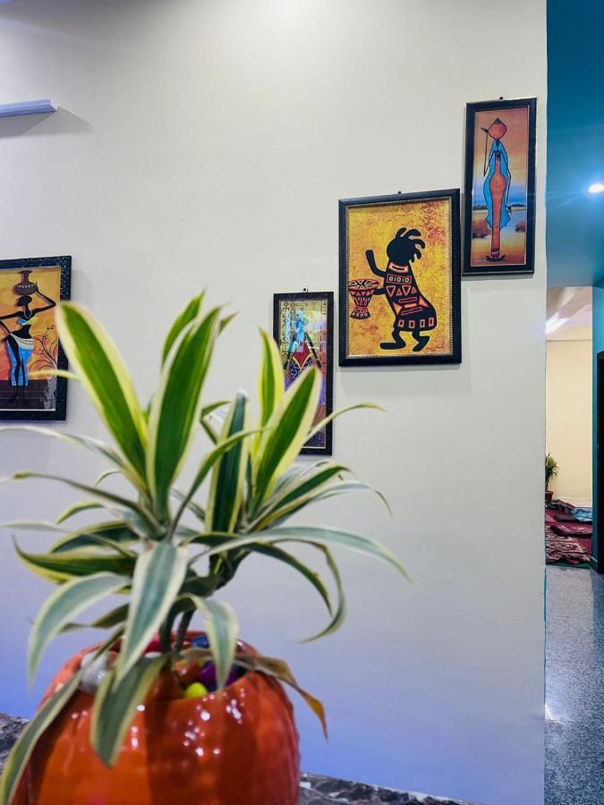 Hotel Manohar Rishīkesh 外观 照片
